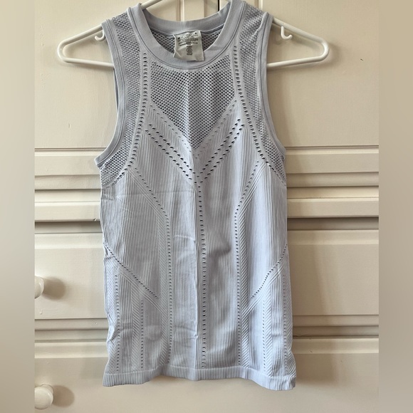 Athleta Oxygen Tank Size XS - Picture 2 of 7
